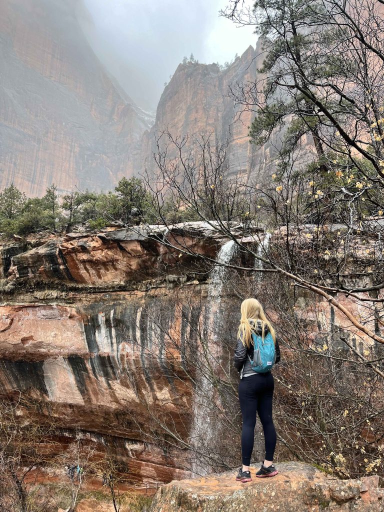 EOU student in Zion National Park on OAP spring break trip. 