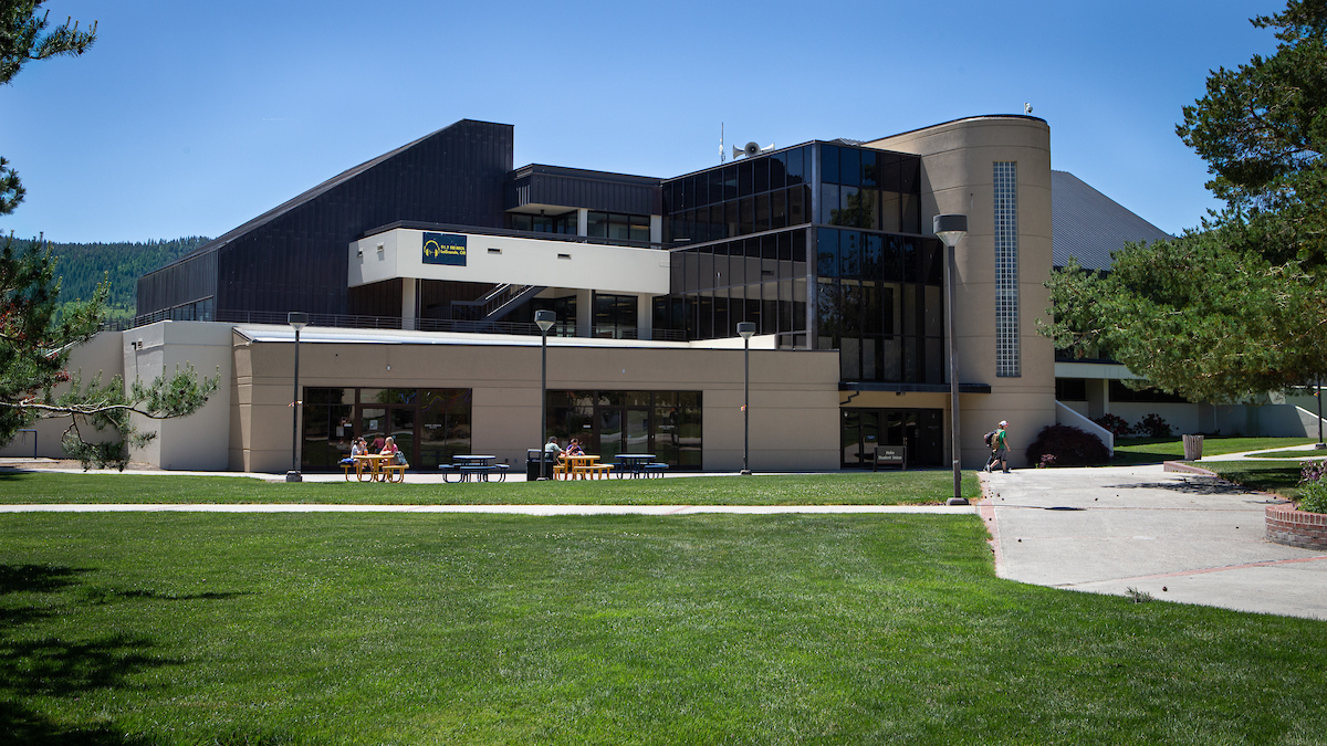 Hoke Student Union Exterior