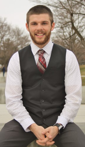 Online Advisor Cody Singer works directly with prospective students to estimate the time and cost required to finish their degrees. 