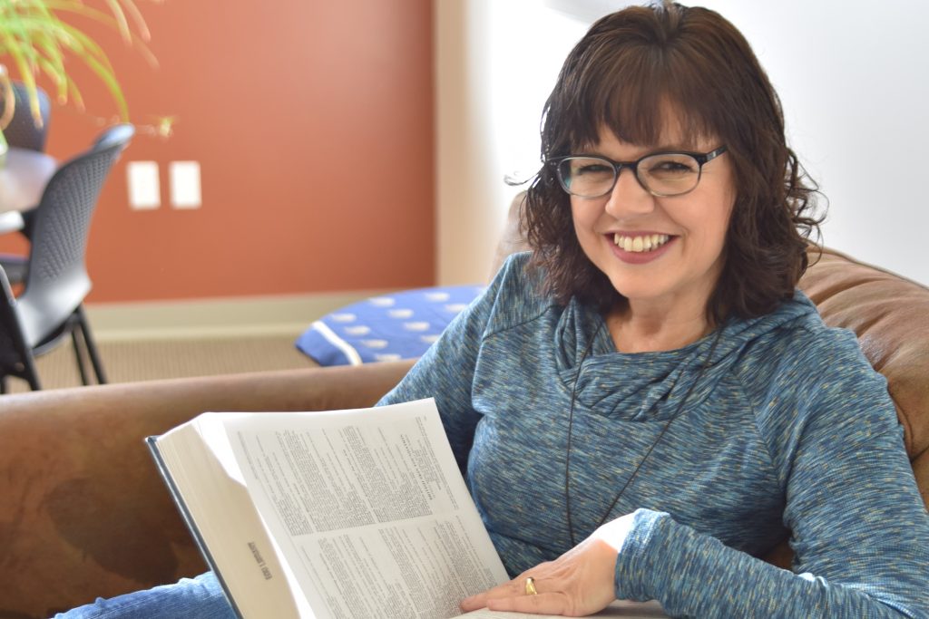 Nanda VanHouten reading