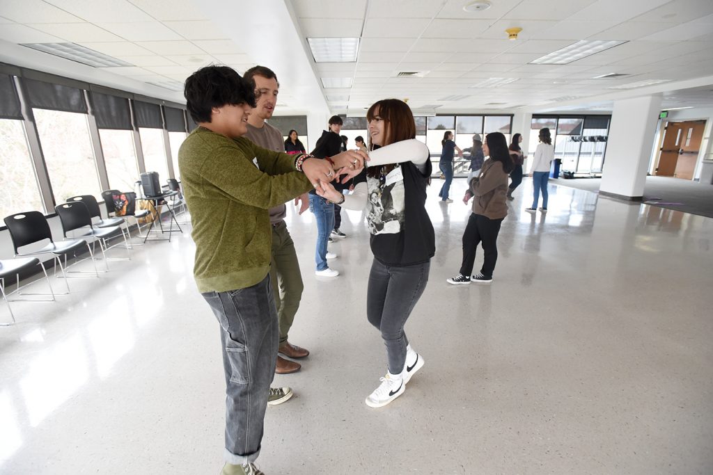 Foreign Language Day at EOU brings together high students for song, dance  and study abroad